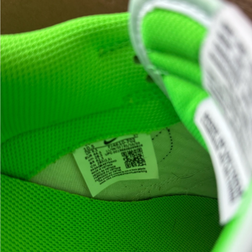 Nike Dunk Low SE Splash Glow in the Dark Green - Picture 5 of 7